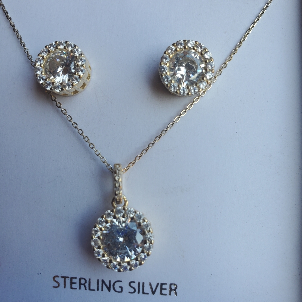 New Sterling Silver CZ Halo  2pc Jewelry Set._2